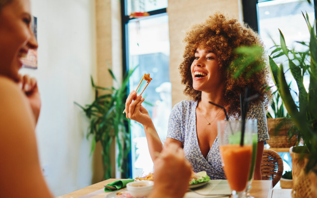 Mindful eating dla początkujących: 7 prostych kroków, które działają od dziś